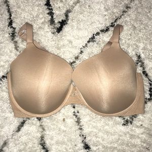 Set of 2 Victoria’s Secret Bras